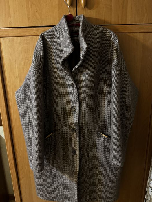 Продам пальто  оверсайз 50-54
