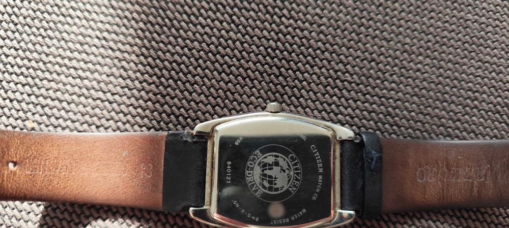 Часовник citizen eco drive