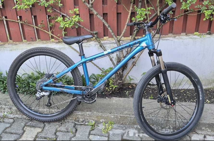 Bicicleta dirt jump KELLYS WHIP 50