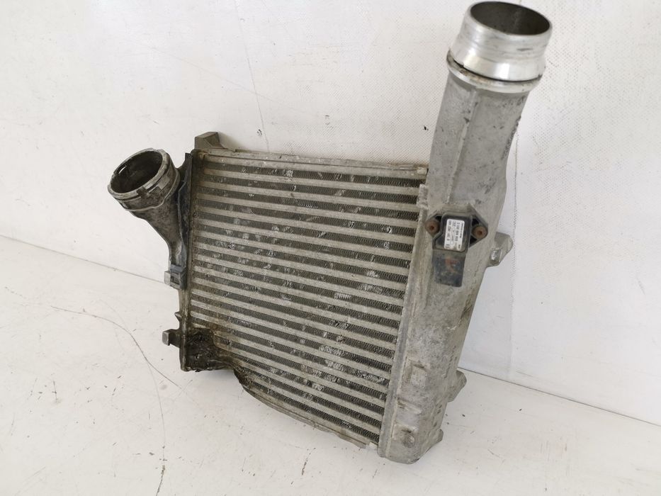 Intercooler Radiator Porsche  Cayenne 958 2010 2011 2012 2013 2014 Ori