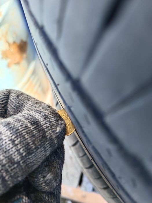 Продам 4 шины 225х55х18