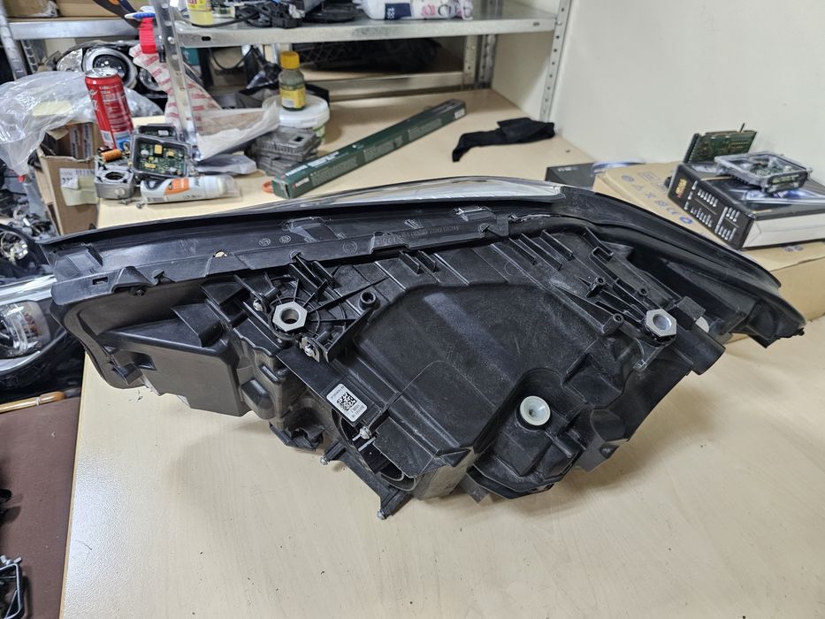 Десен фар BMW 5 G30 XENON desen far бмв 5 г30 ксенон