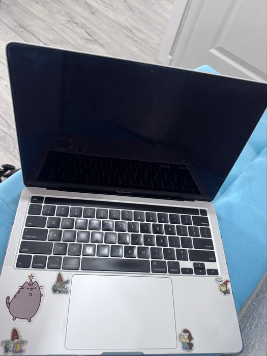 MacBook Pro 13 2020 Intel Core i5 8GB / 256GB