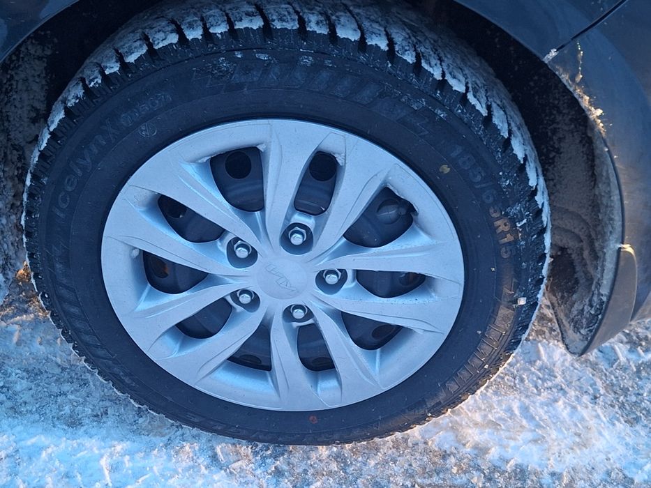 Заводские колеса Kia Киа  r15 в сборе зима