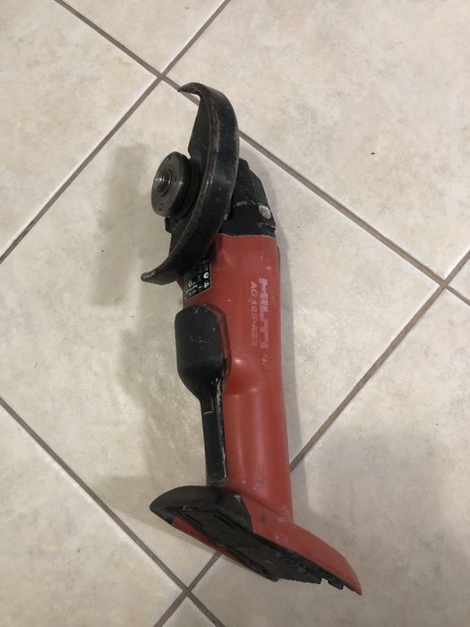 Flex polizor unghiular HILTI AG 125 A22 pe baterii