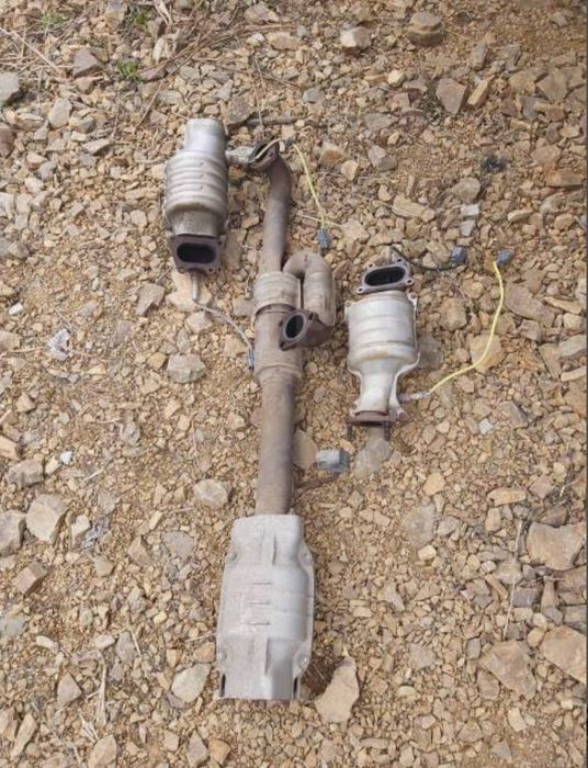 Продам Катализаторы Honda Elysion