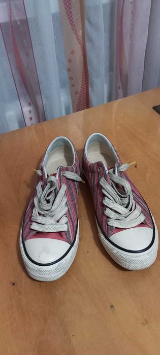 Красовки женские