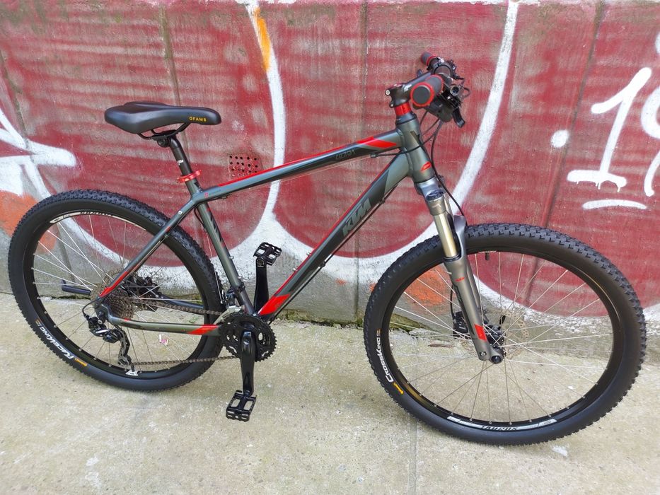 Vând bicicletă KTM Ultra/27.5"/Deore 3×10 viteze/MT 200 noi/Continental noi/Discuri Shimano/cadru L