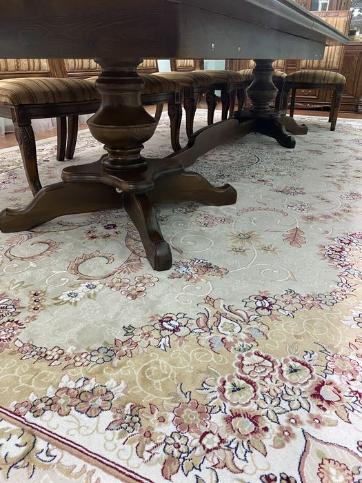 Продам стол