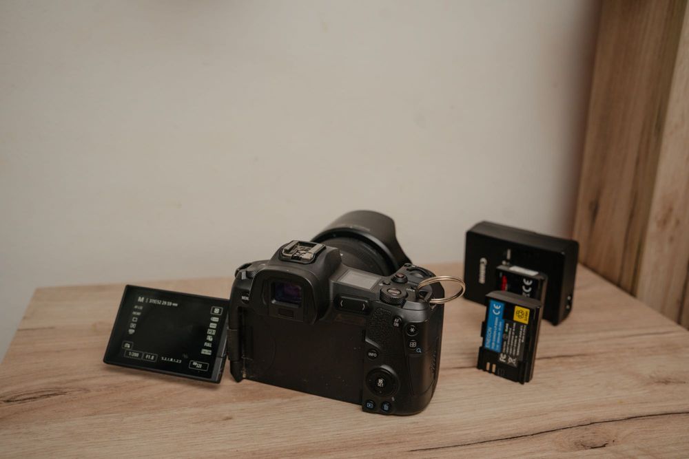 Body Canon EOS R
