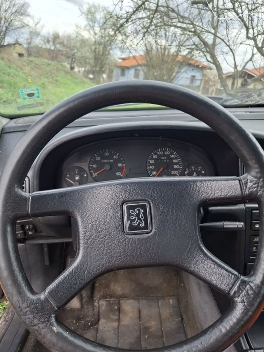 Продавам Peugeot 405 на части!!