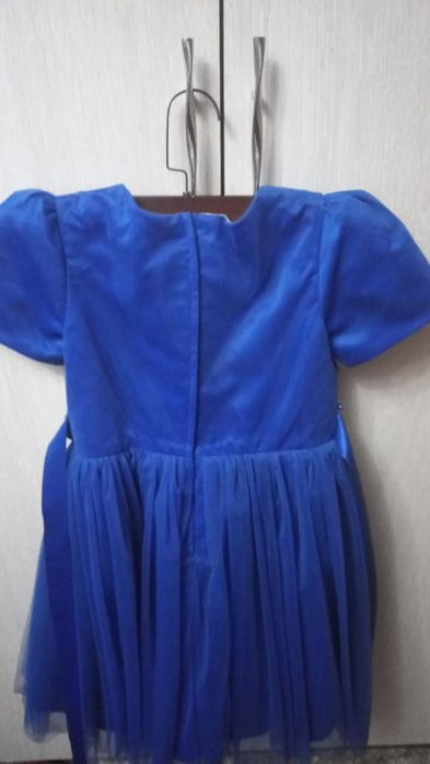 Продам детские платья