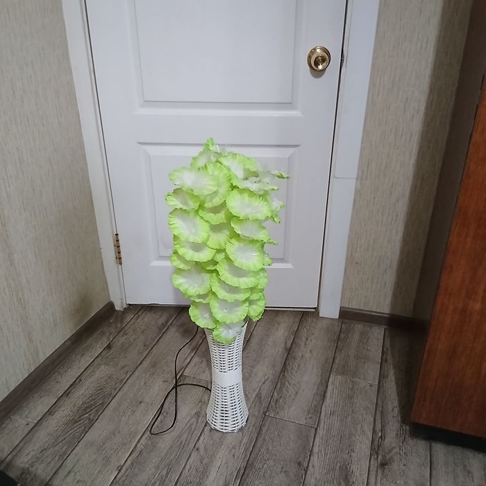 Продается LED лампа "Ваза с цветами"