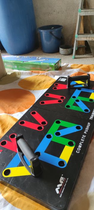 Стойка за лицеви опори