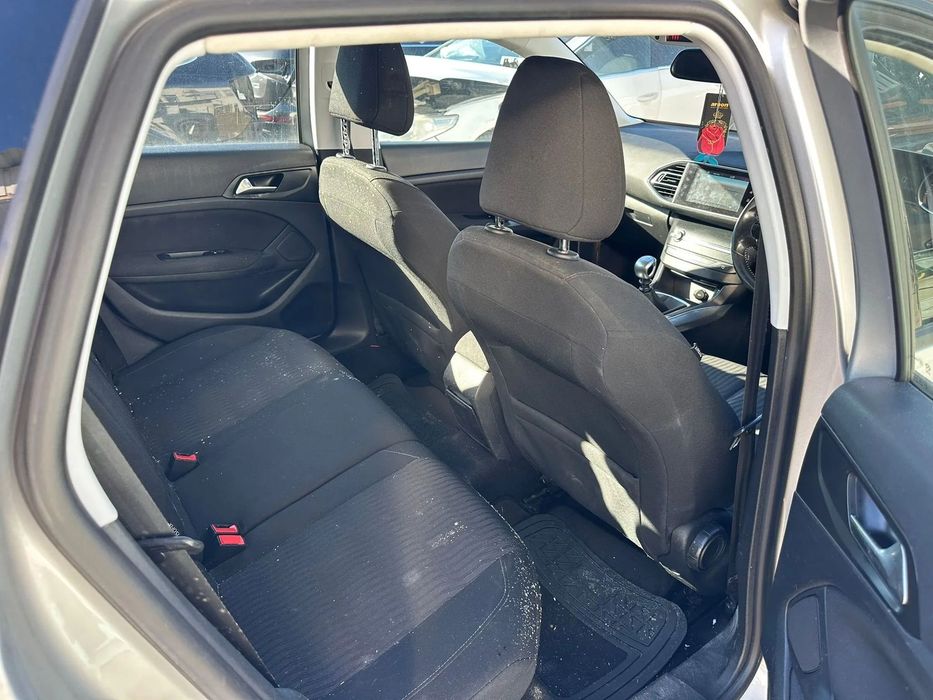 Dezmembrari Peugeot 308 2016 1.6HDi