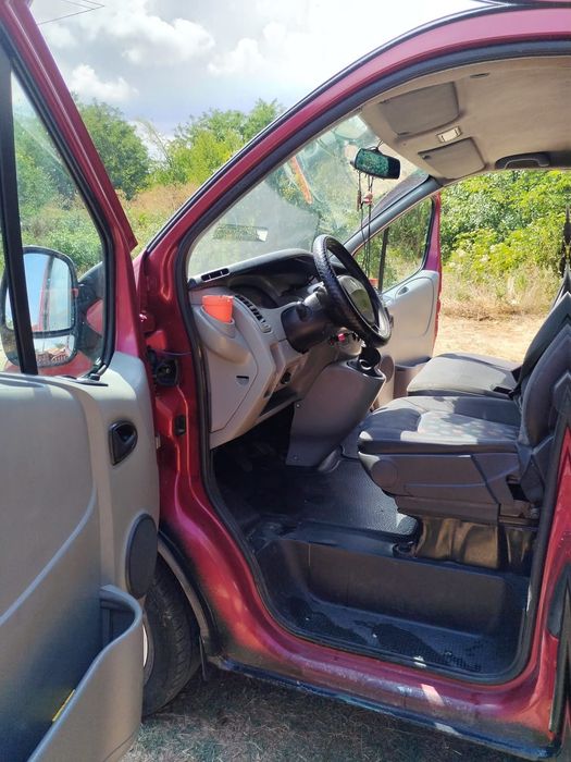 Se vinde renou trafic  baza lunga