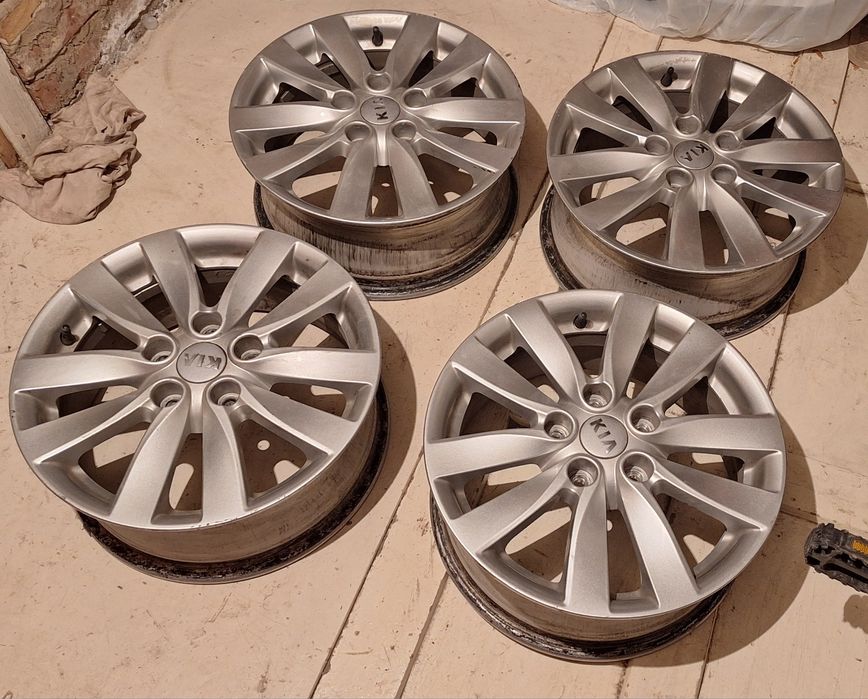 Продам диски оригинал КИЯ