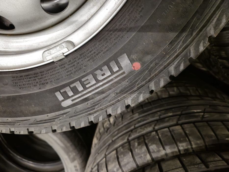 Jante Lada Niva R16 anvelope Pirelli 185 75 16