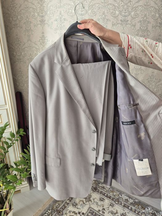 Классические костюмы