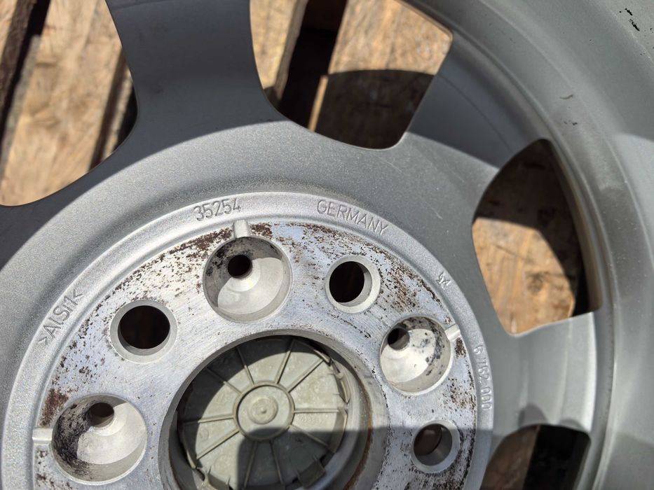 16 цола 5 х 120 мм БМВ Е60 / Е46 / Е 90 - 7 Инча / ЕТ 20 - Само 1 брой