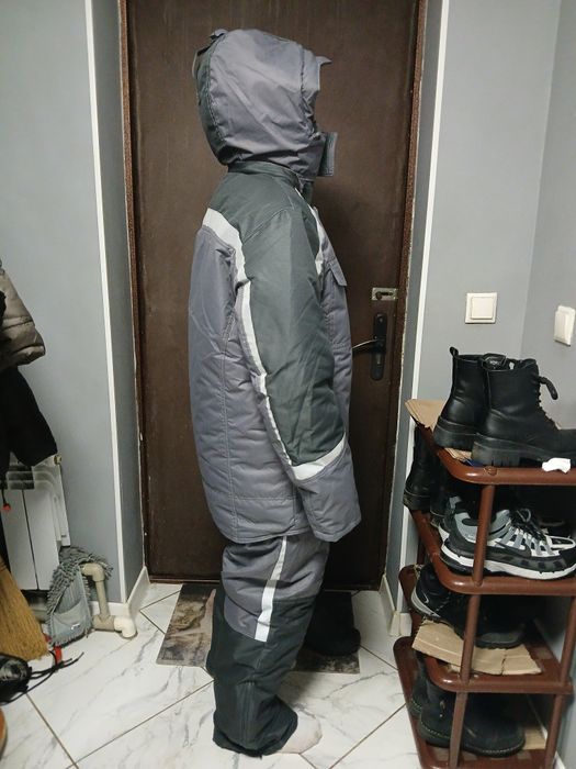 Продам зимний комбинезон