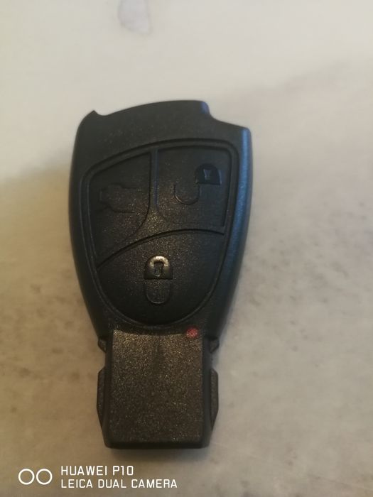 Кутийка за ключ рибка Мерцедес с 2 3 бутона w210 w211 w208 w203 w204 m