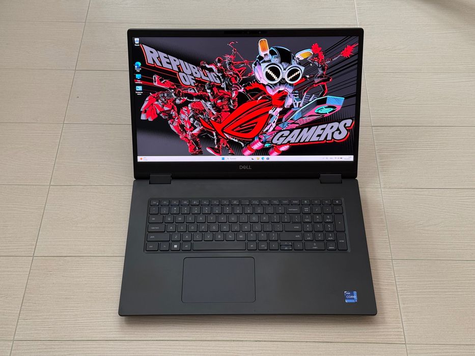 17.3’FHD IPS RTX A3000 12GB  Dell Precision 7770  i9-12950HX  64GB DDR5  512GB