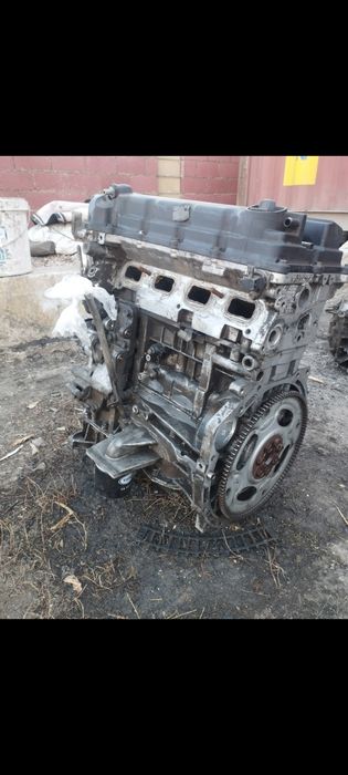 Двигатель на Митсубиси ланцер 10  объем 2