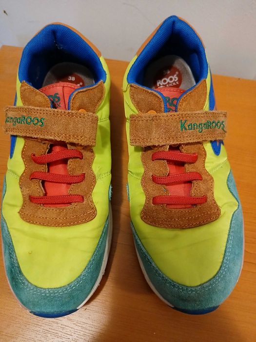 Vand adidasi KangoRoos, marime 38, pret 70 lei