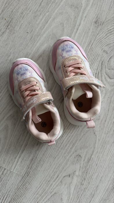 Детско светещи маратонки