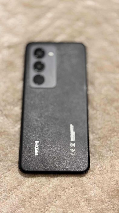 Продава се телефон Redmi15 Като Нов! Използван 8дни.