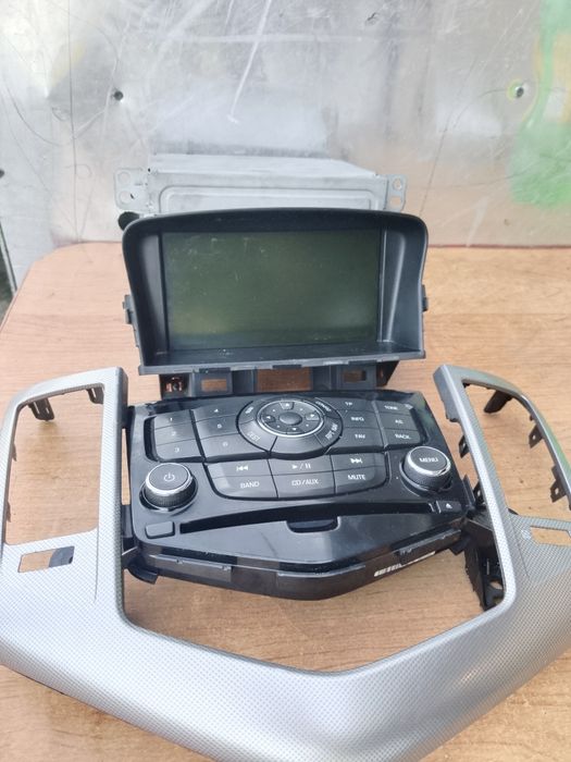 Продам на Шевроле Круз подходит