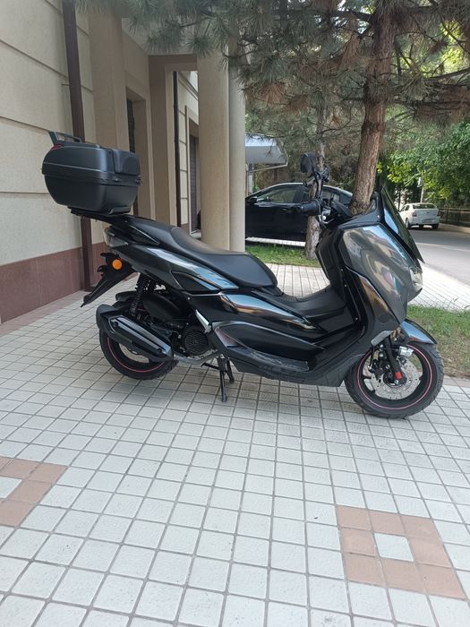 Продаю N Max скутер 160сс в хорошем состоянии