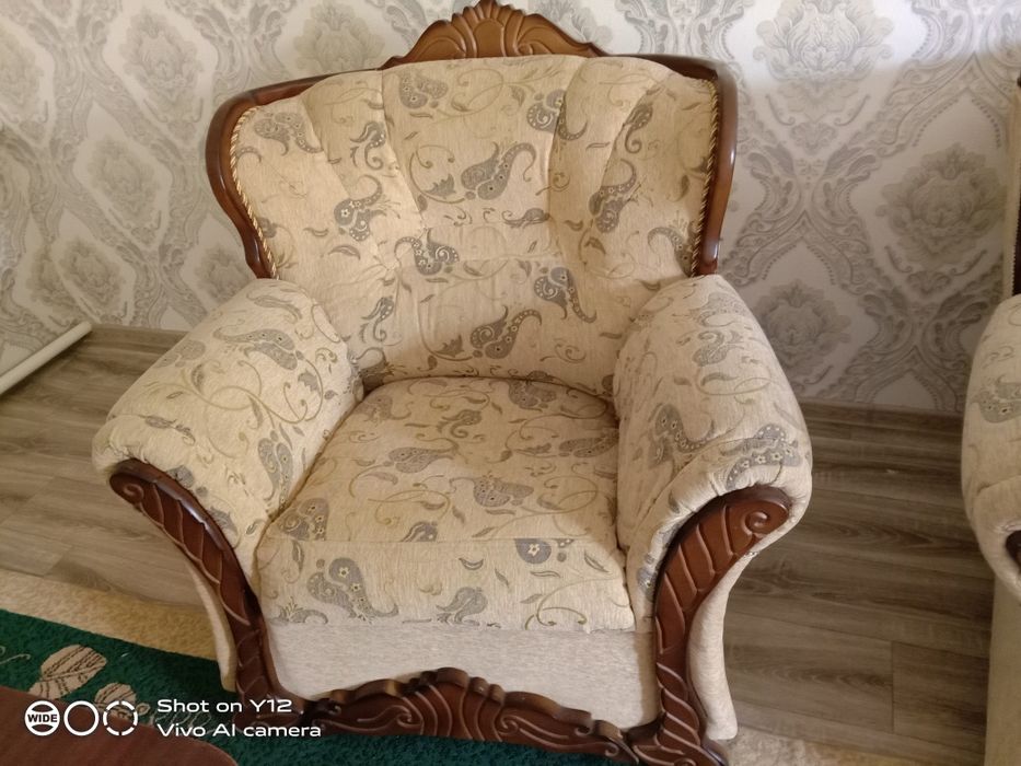 Мягкий мебель для гостиной