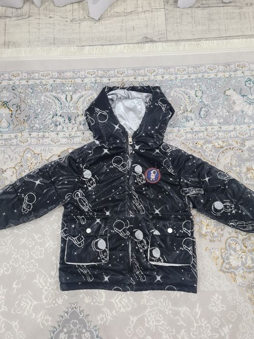 Куртка на осень 4-5 лет