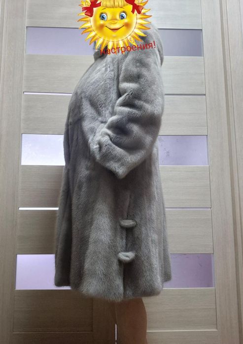 Продам норковую шубу