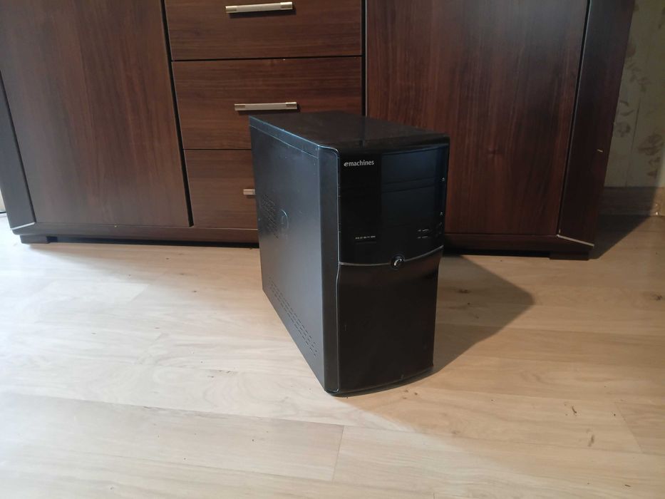 Компьютер Core i3-2120\OЗУ 4 Гб\HDD 500 Гб\Geforce GT 530 1 Гб