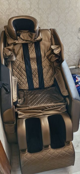 Продам массажное кресло б/у