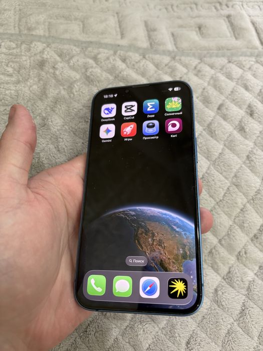 Продам  Айфон 13