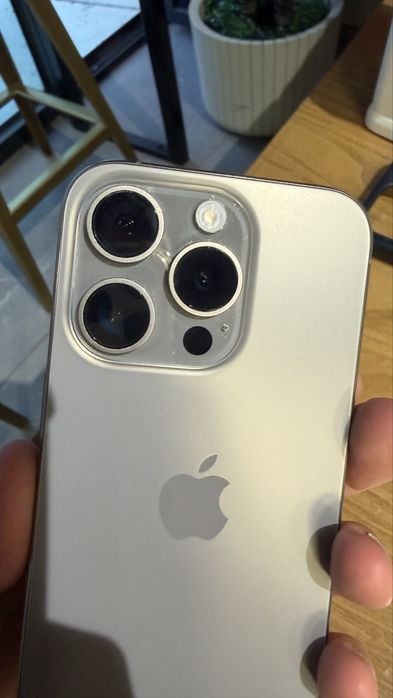 Продам iphone 15 pro