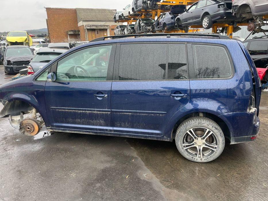 Consola centrala Volkswagen Touran 1 (facelift) (2006 - 2010)