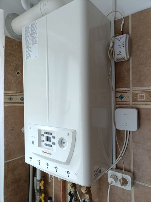 Închiriez garsonieră