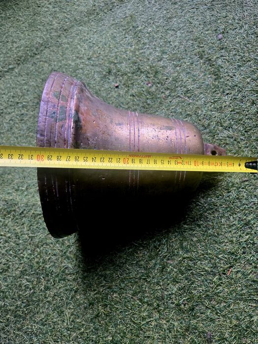Clopot vechi  din alama bronz  inaltime 30cm
