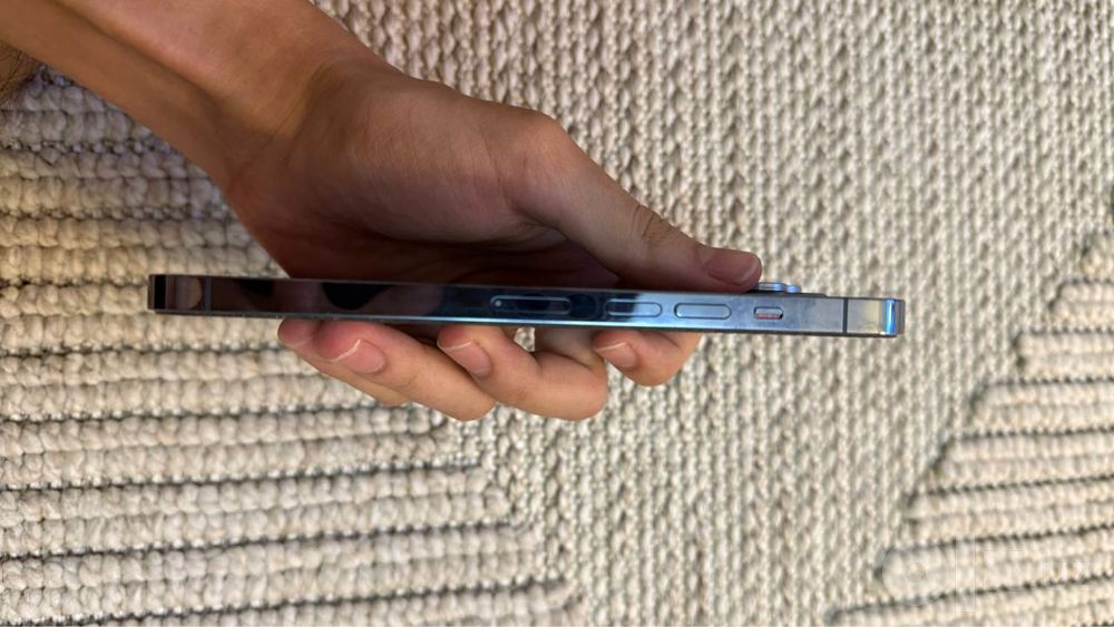 Продам Iphone 13 pro max 512 gb в идеальном состоянии