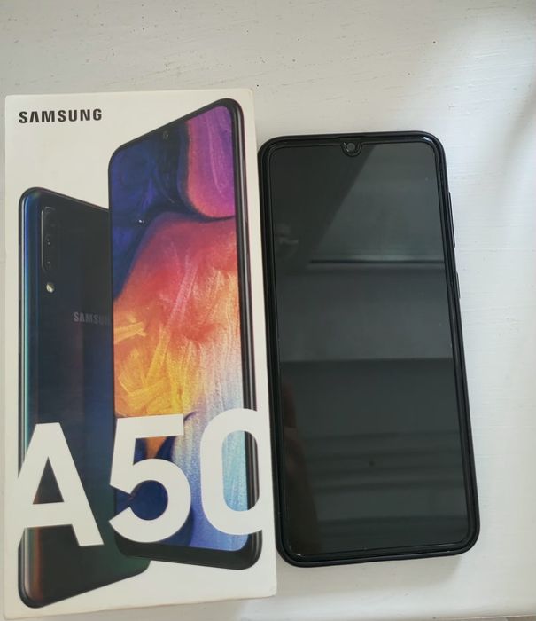 Продам Самсунг А50