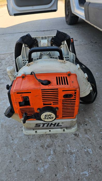 Бензинова раменна духалка STIHL BR 400