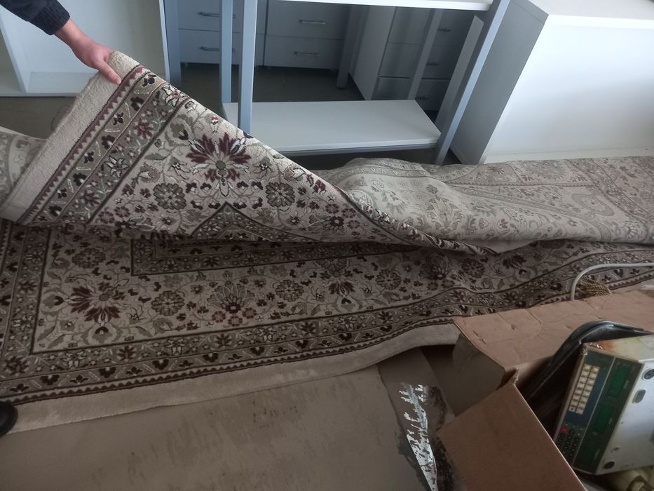 Ковёр продаётся хорошо