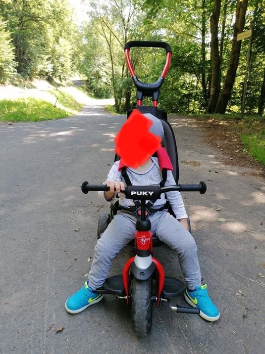 Tricicleta Puky cu maner pentru copii peste 1,5 ani