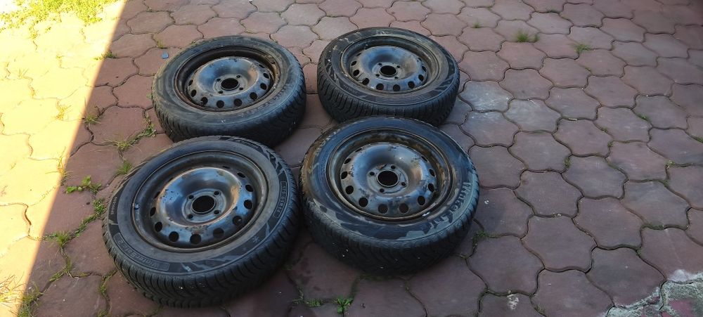 Roți cauciucuri iarna 175 65 R14 cu Jante Peugeot Citroen 4 prezoane