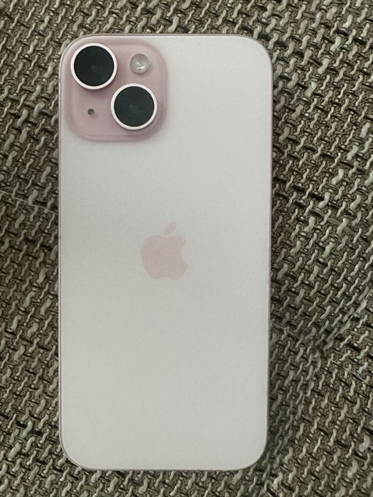Vand sau schimb iphone 15